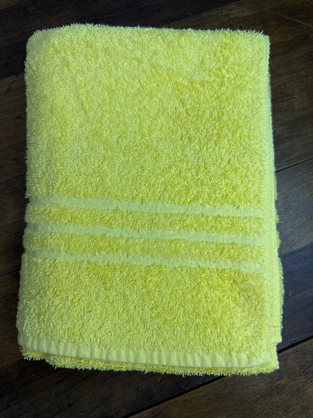 Sears Roebuck And Co. Harmony House Vintage Yellow Pool Sauna Beach Bath Towel